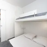 Apartment Front De Avec Parking Prive