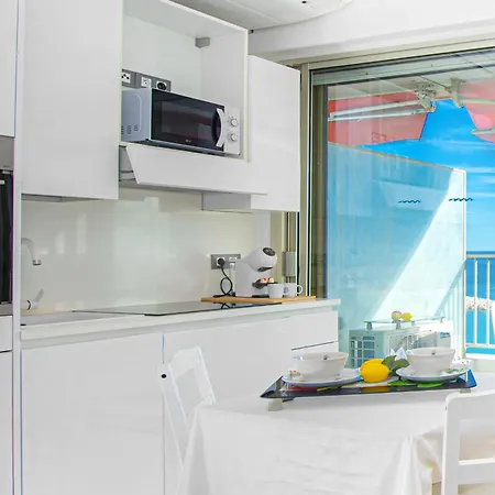 Apartment Front De Avec Parking Prive Menton