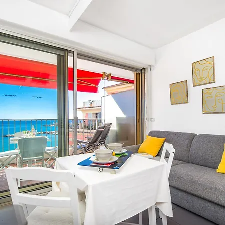 Apartment Front De Avec Parking Prive *