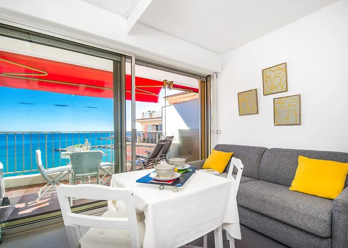 Apartment Front De Avec Parking Prive *